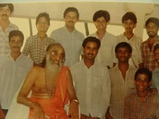 Gurudev with CHYK members